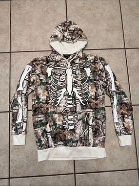 Rebel Skeleton Camo Hoodie Men’s Medium Y2K Gothic Streetwear Hunting Skull